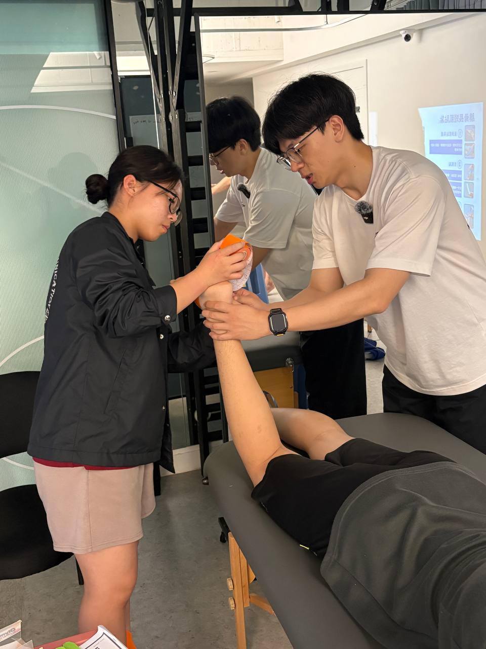 老師手把手指導